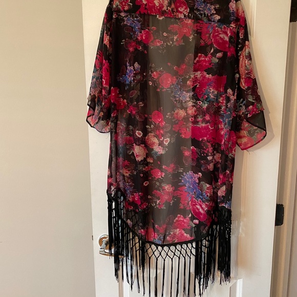 Sweaters - Floral kimono